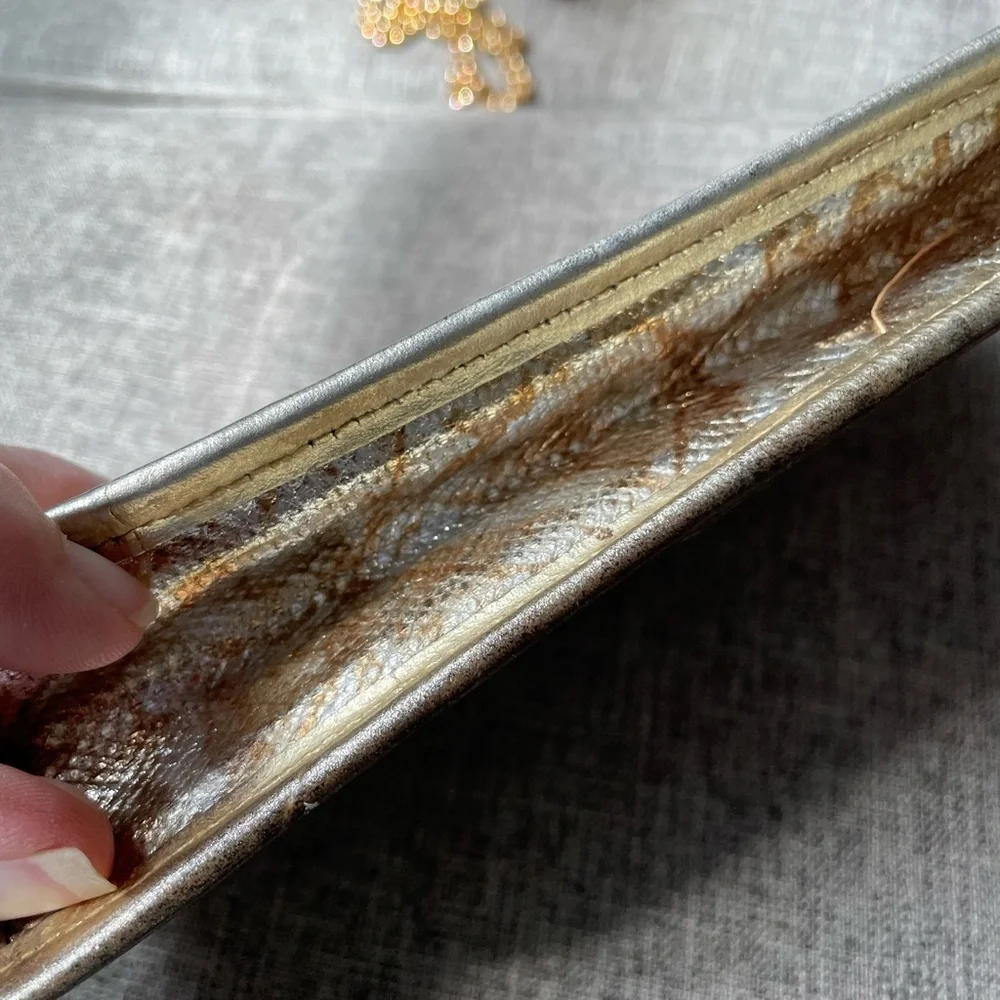 Bags by Varon vtg 70’s metallic quilted eelskin silver gold shimmer clutch